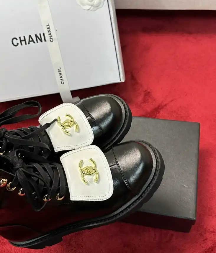 hype Chanel Boots