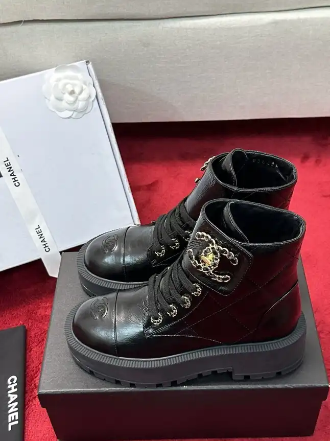 hype Chanel Boots