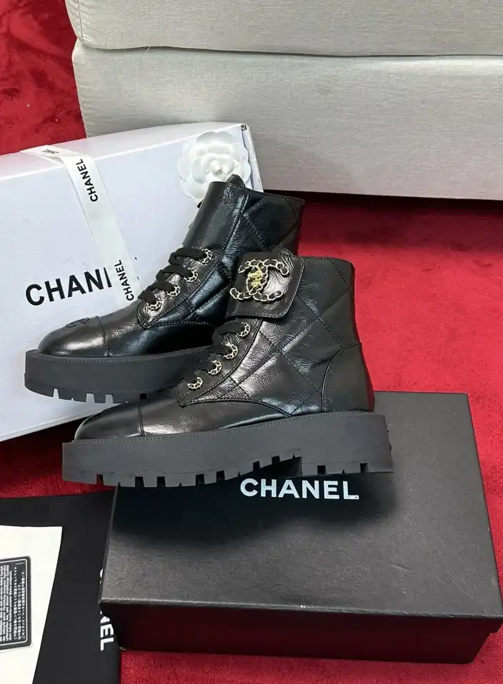 hype Chanel Boots