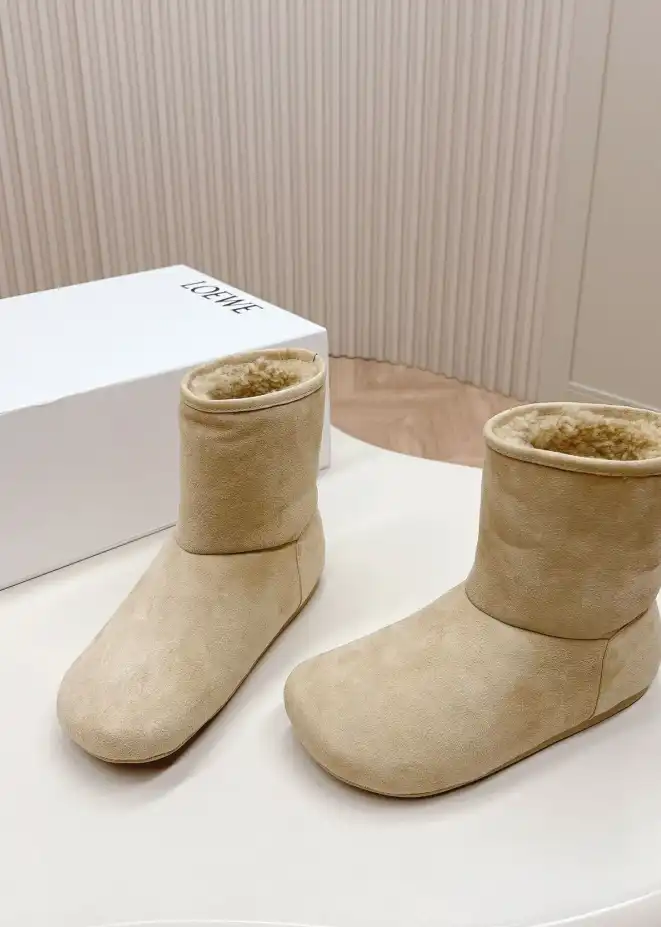 hype Loewe Boots