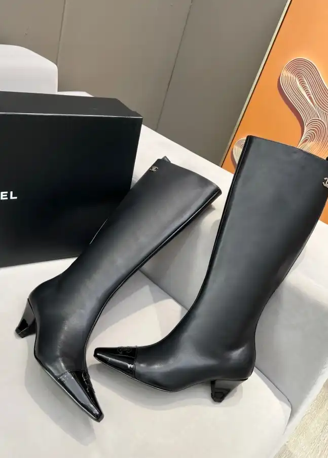 hype Chanel Boots