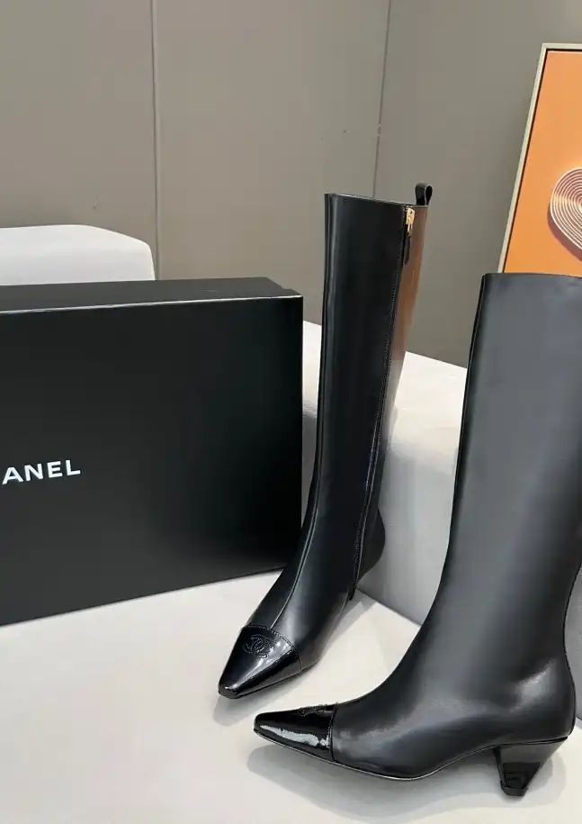 hype Chanel Boots