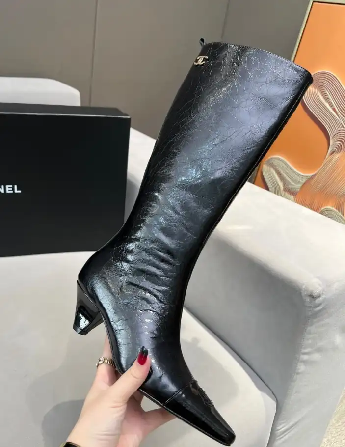 hype Chanel Boots