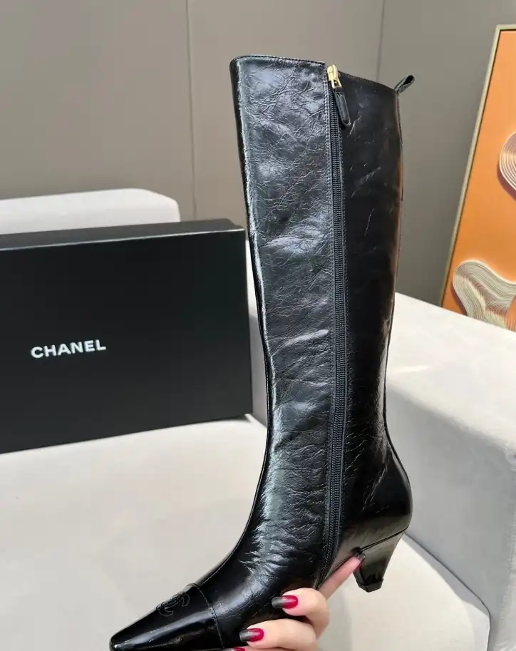 hype Chanel Boots