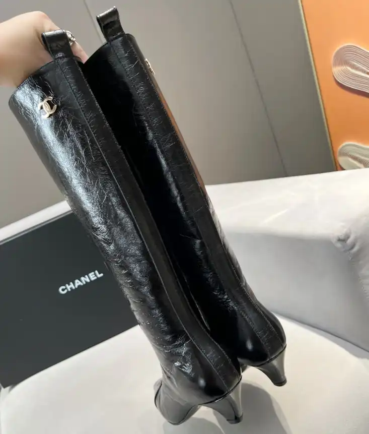 hype Chanel Boots