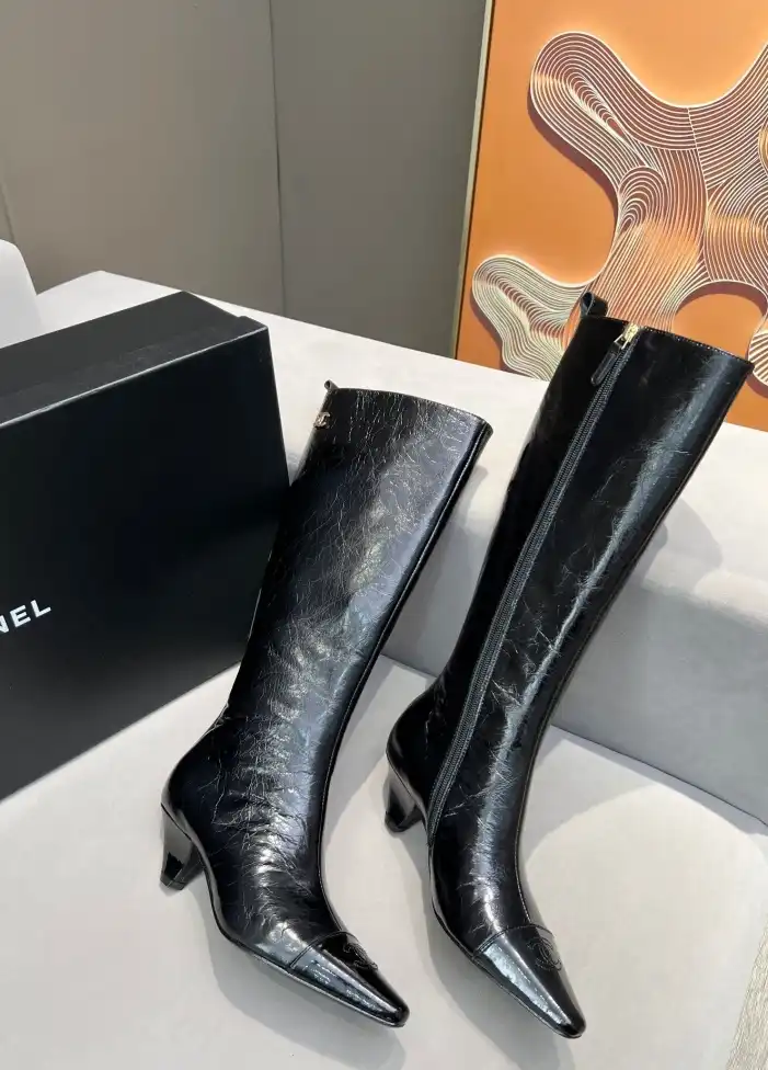 hype Chanel Boots