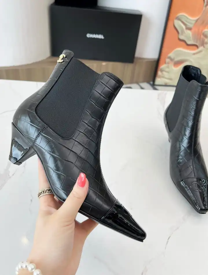 hype Chanel Boots