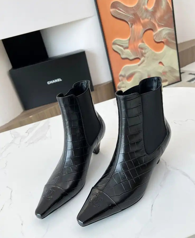 hype Chanel Boots