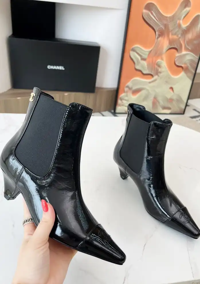 hype Chanel Boots