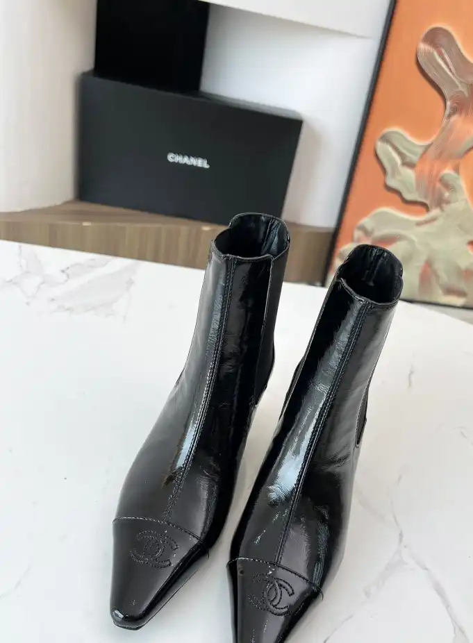 hype Chanel Boots