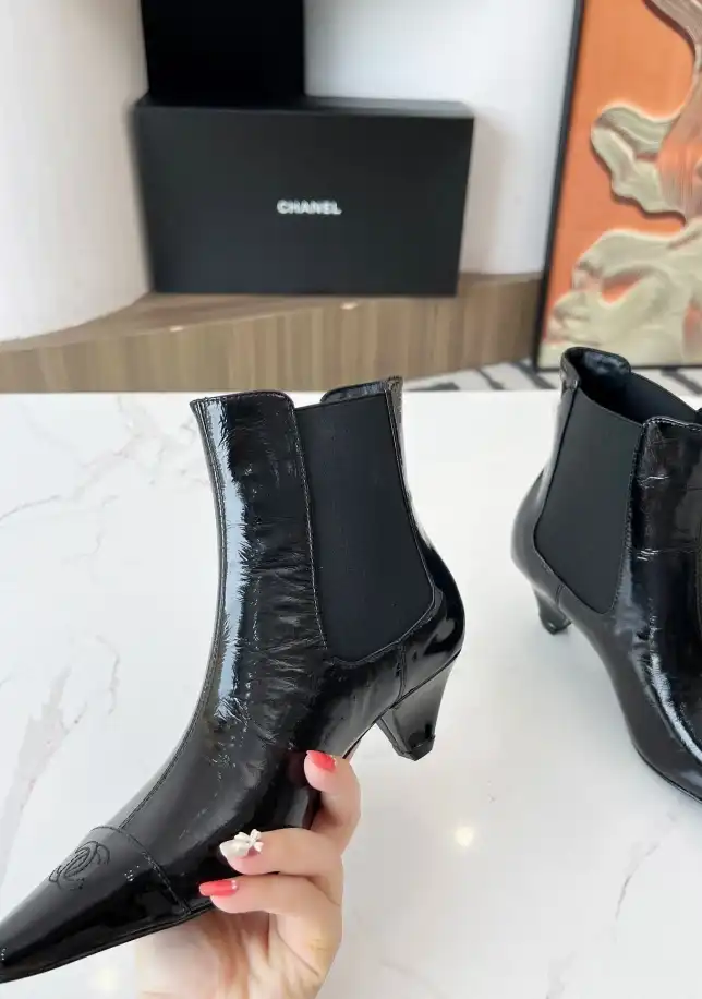 hype Chanel Boots