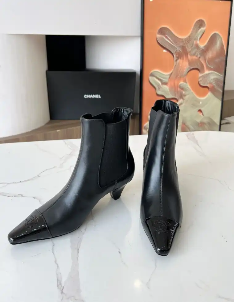 hype Chanel Boots