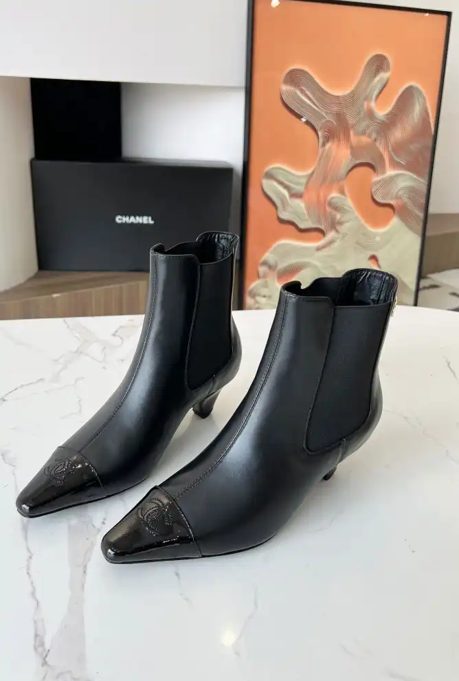 hype Chanel Boots