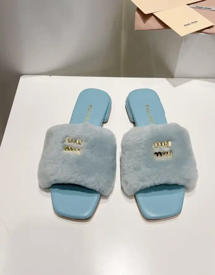 hype Miu Miu Slippers