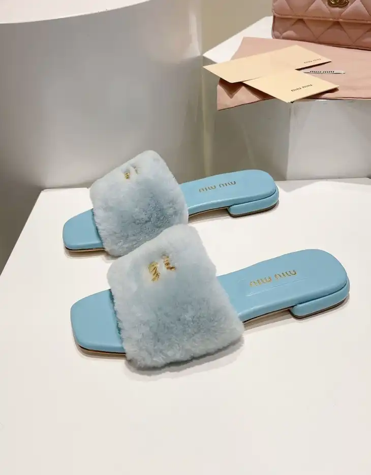 hype Miu Miu Slippers