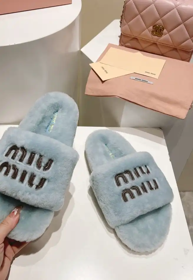 hype Miu Miu Slippers