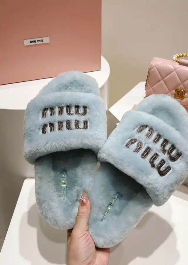 hype Miu Miu Slippers