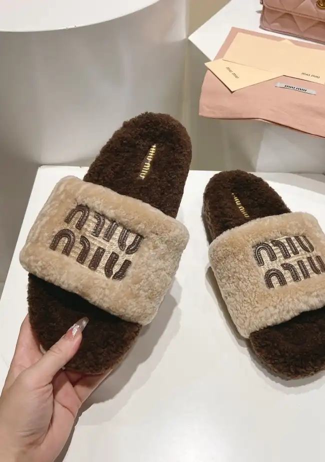 hype Miu Miu Slippers