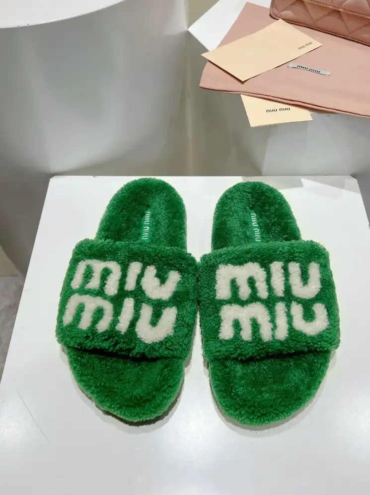 hype Miu Miu Slippers