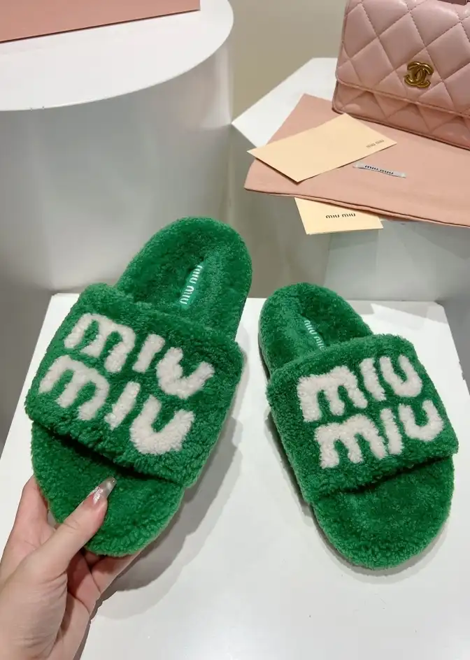 hype Miu Miu Slippers