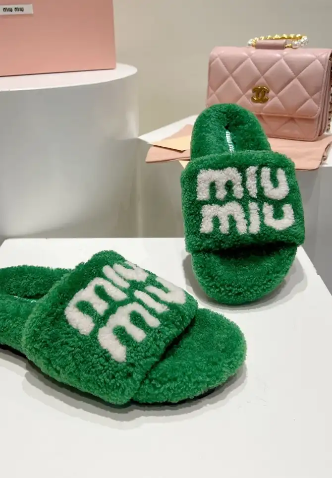 hype Miu Miu Slippers