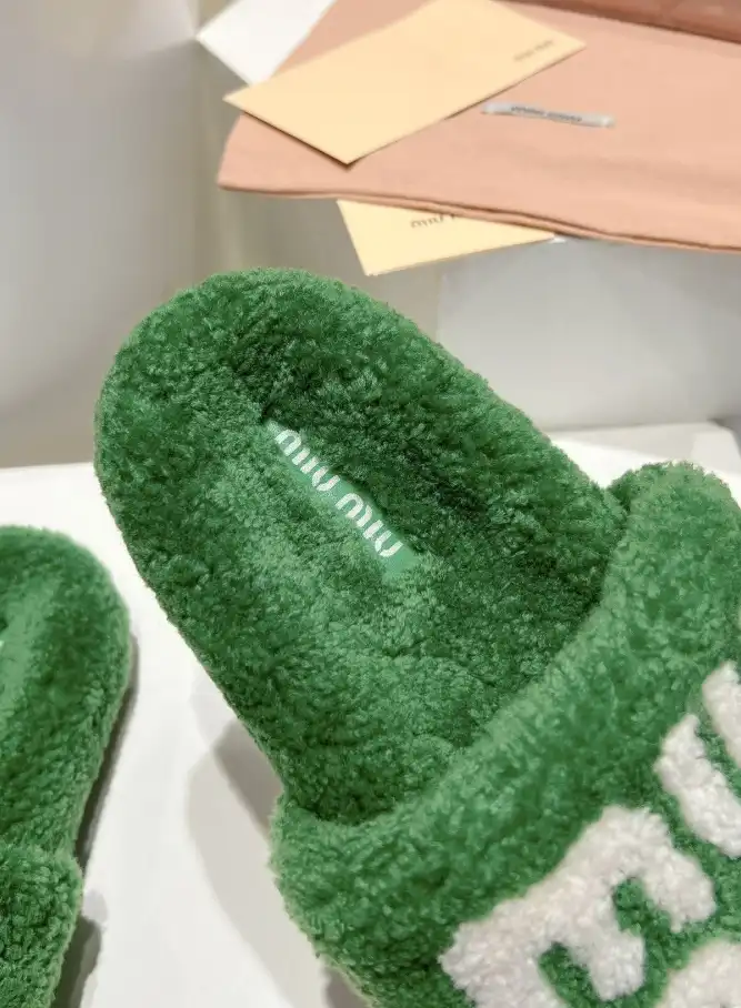 hype Miu Miu Slippers