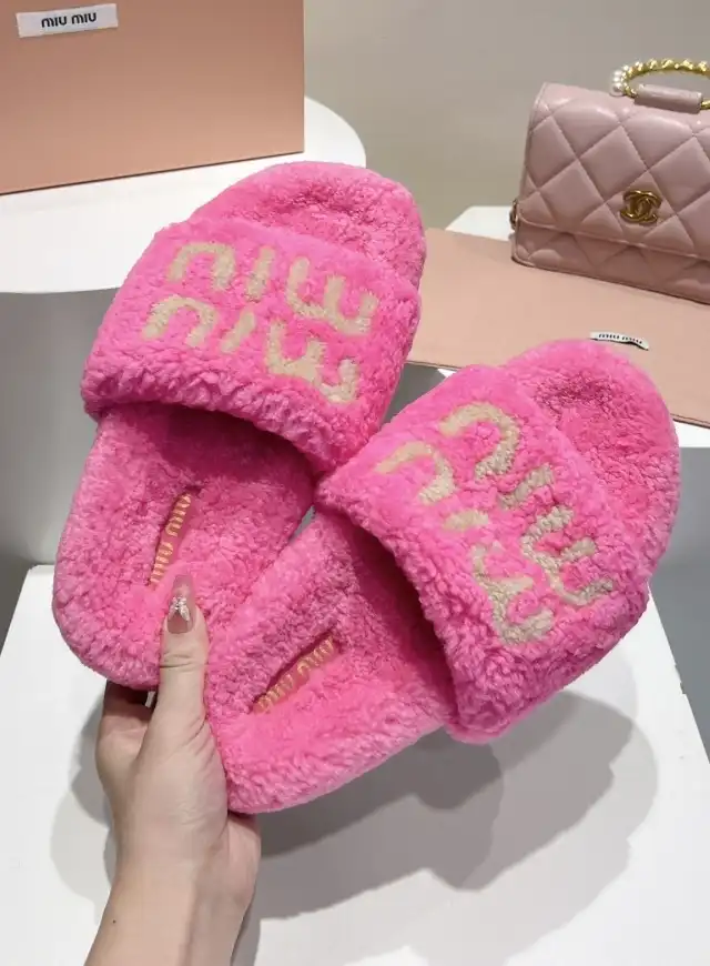 hype Miu Miu Slippers