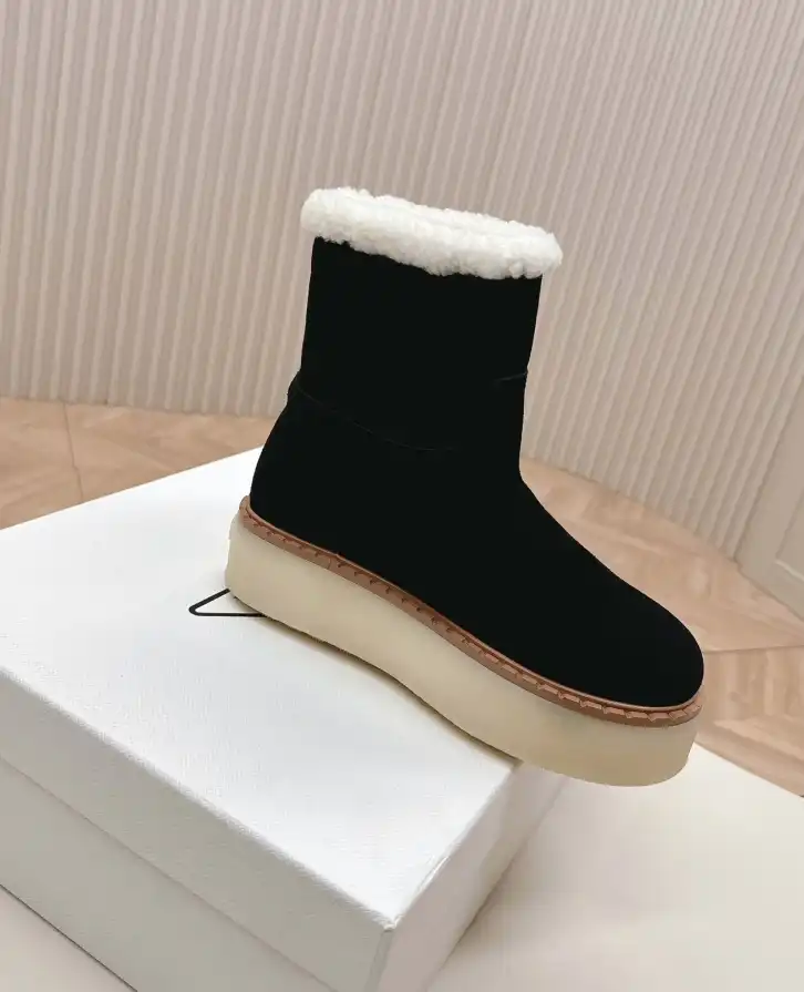 hype Prada Boots