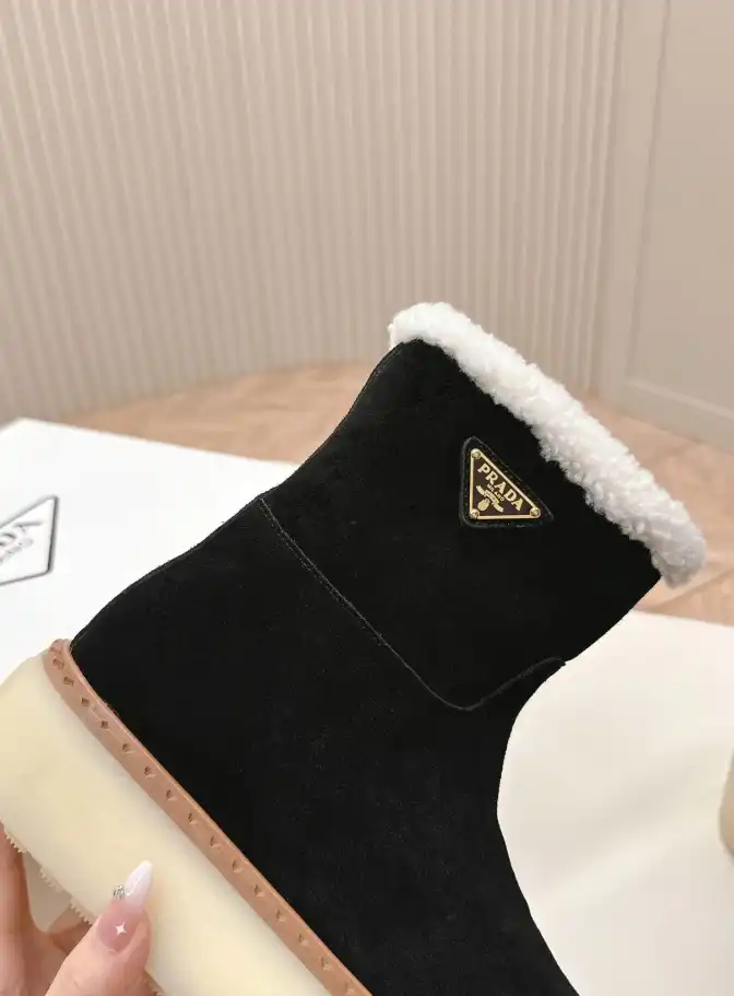 hype Prada Boots