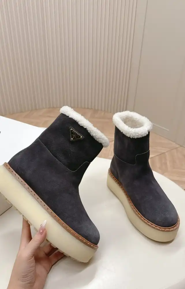 hype Prada Boots