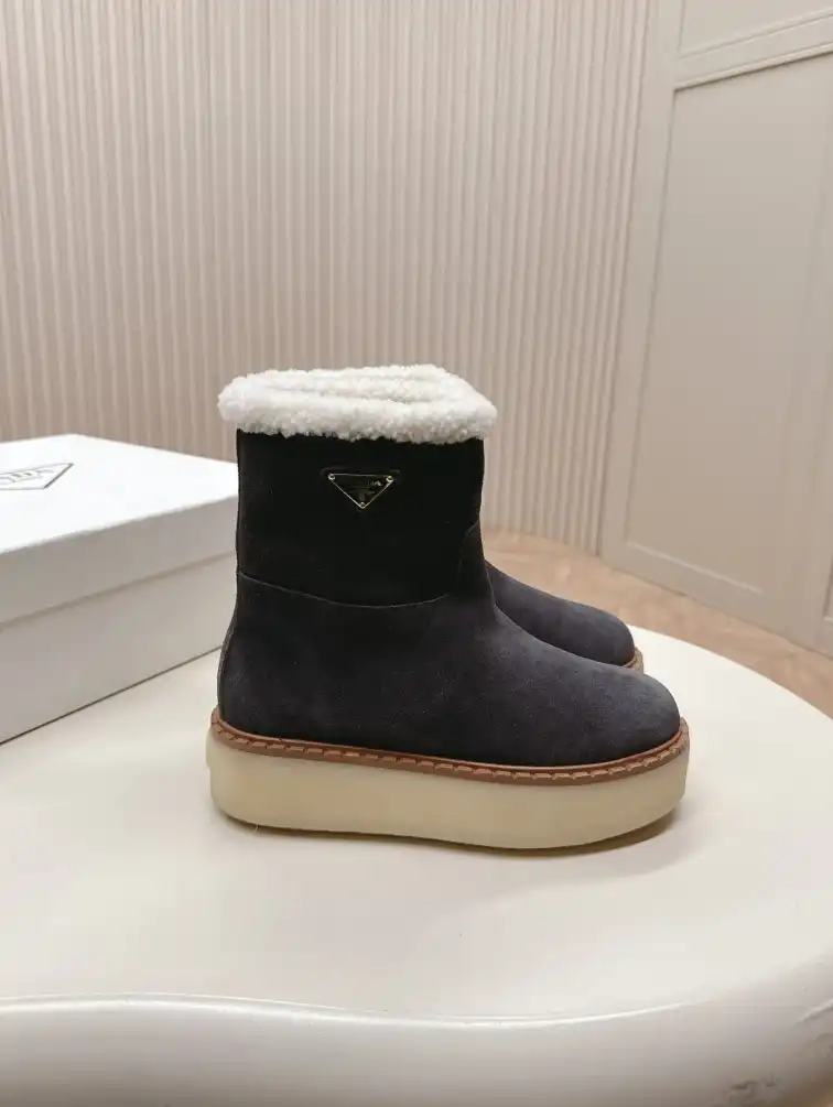 hype Prada Boots