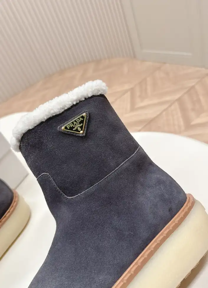 hype Prada Boots