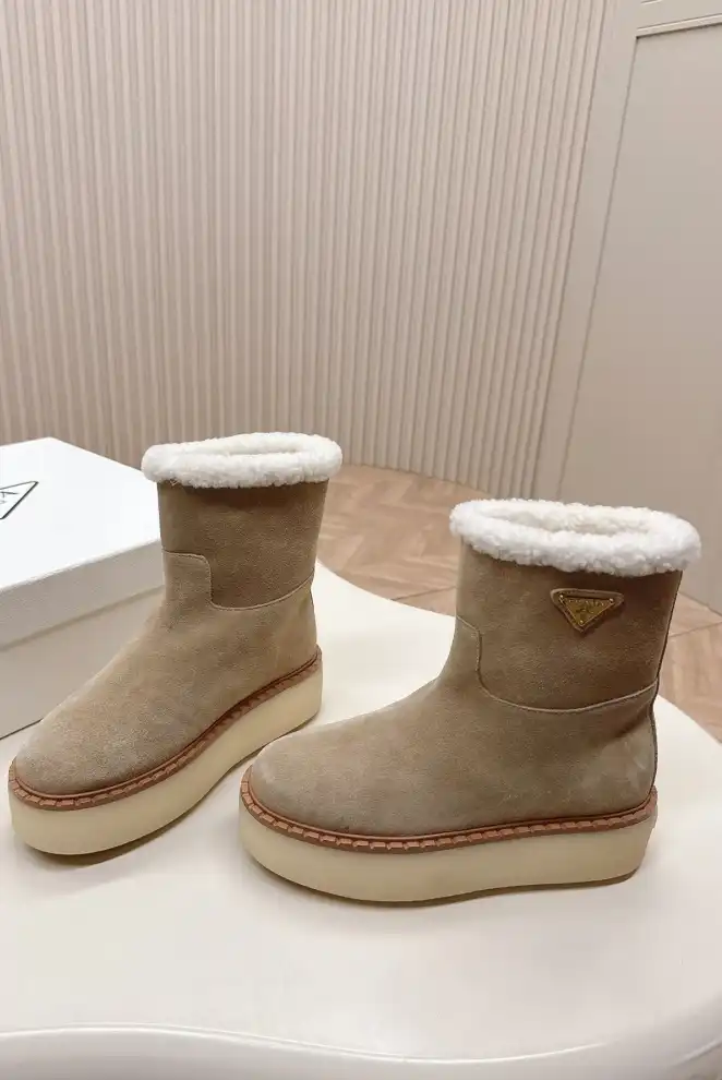 hype Prada Boots