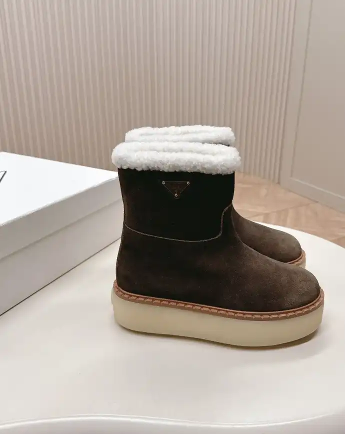 hype Prada Boots