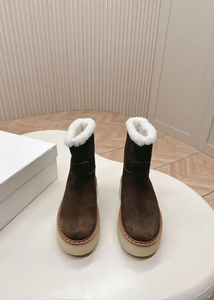 hype Prada Boots