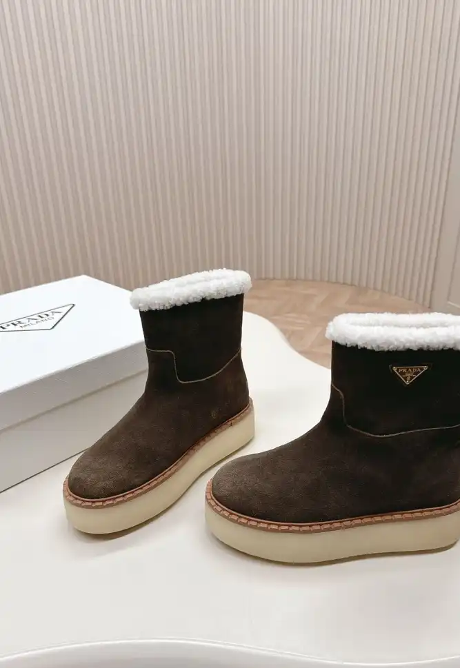 hype Prada Boots