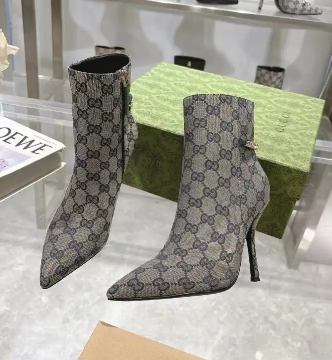 hype Gucci Boots