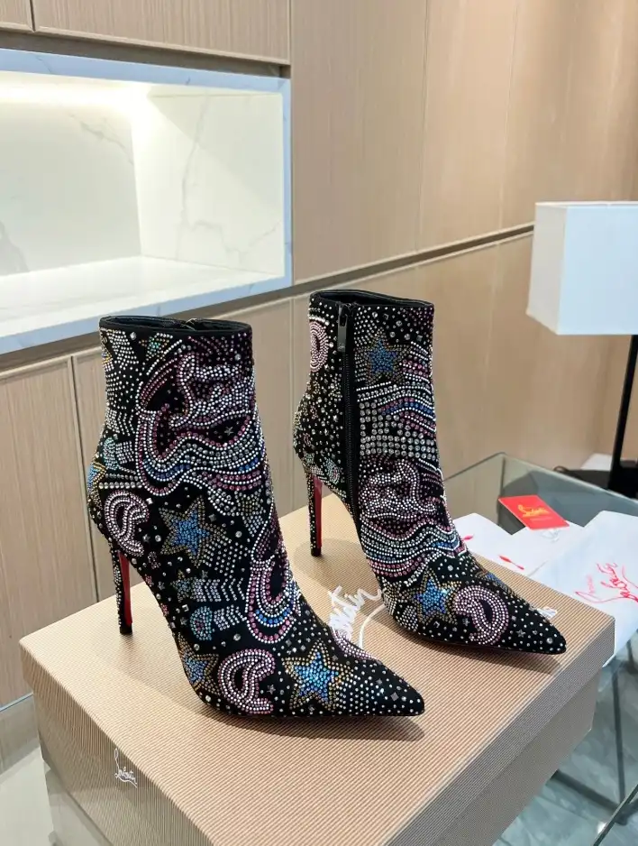 hype Christian Louboutin Boots