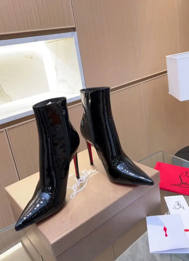 hype Christian Louboutin Boots