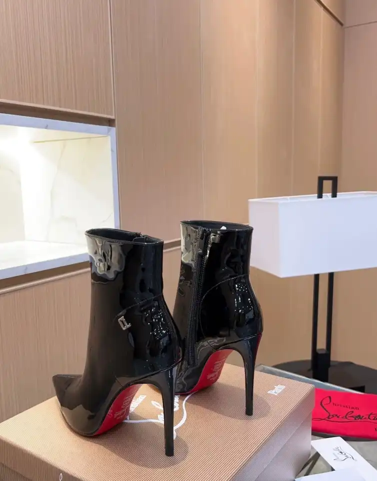 hype Christian Louboutin Boots