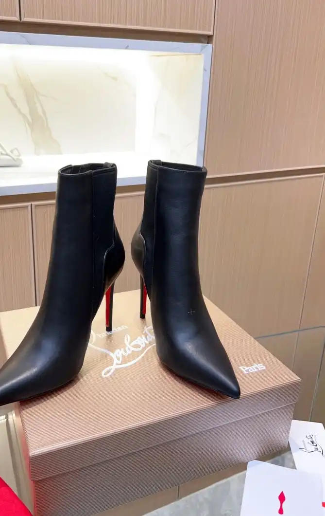 hype Christian Louboutin Boots