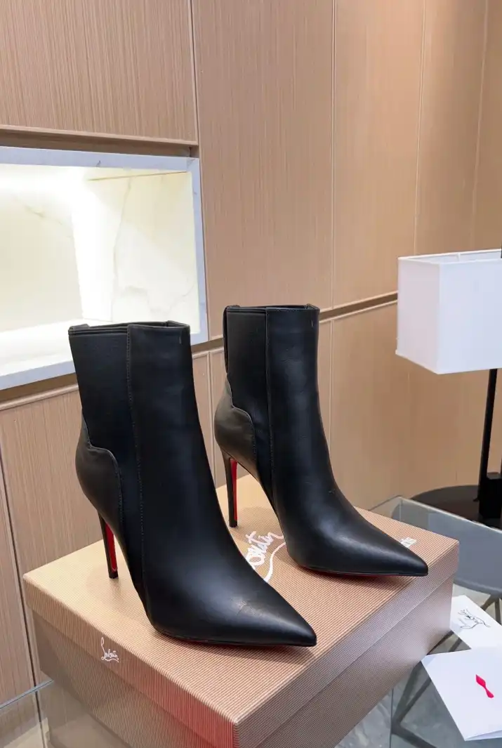 hype Christian Louboutin Boots