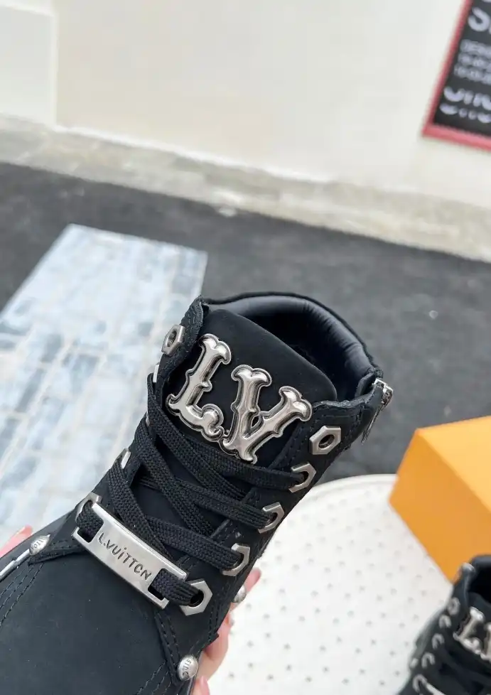 hype LV Boots