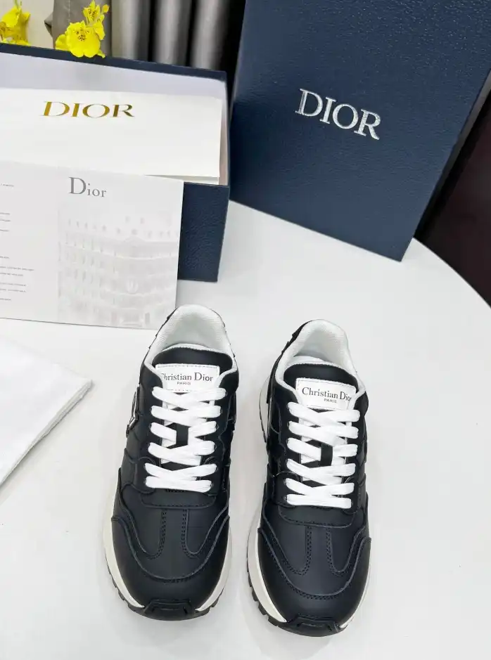 hype Christian Dior Sneakers