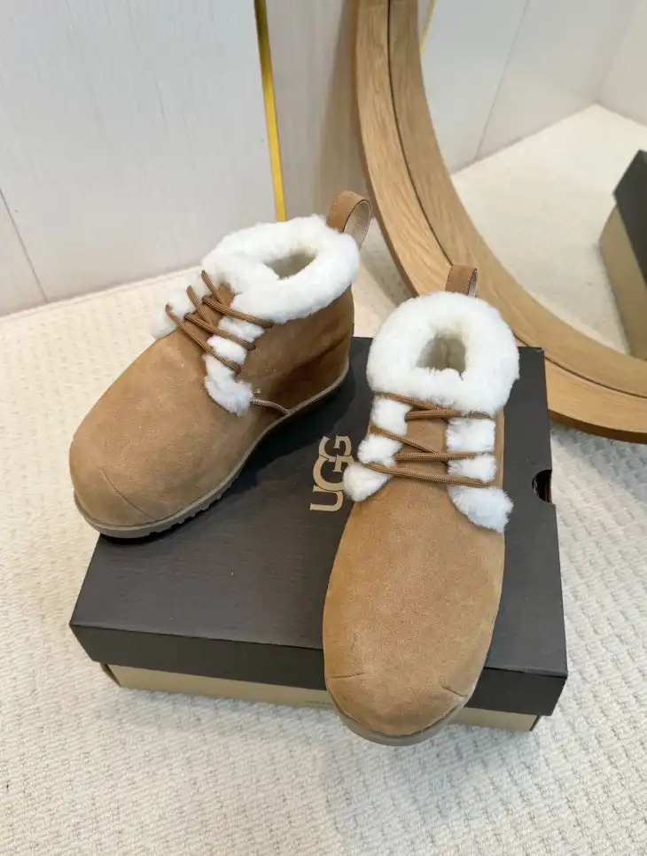 hype UGG Slippers