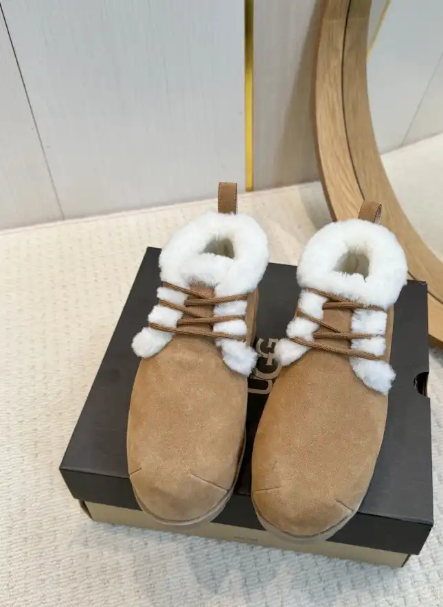 hype UGG Slippers