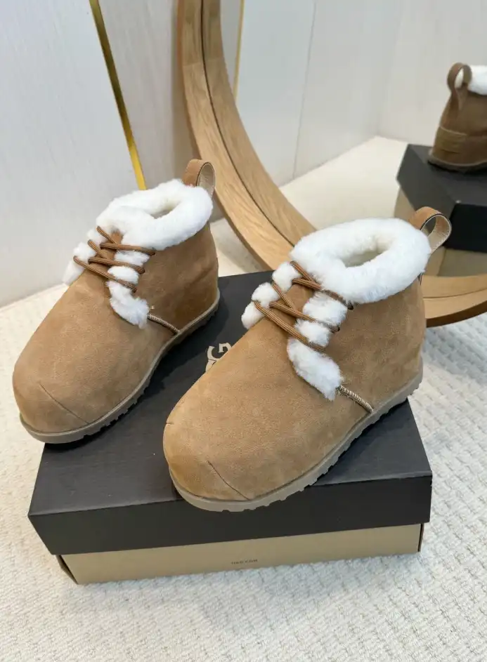 hype UGG Slippers