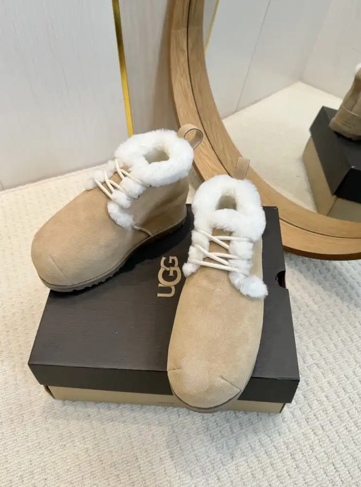 hype UGG Slippers