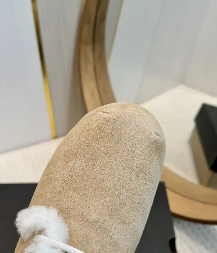 hype UGG Slippers