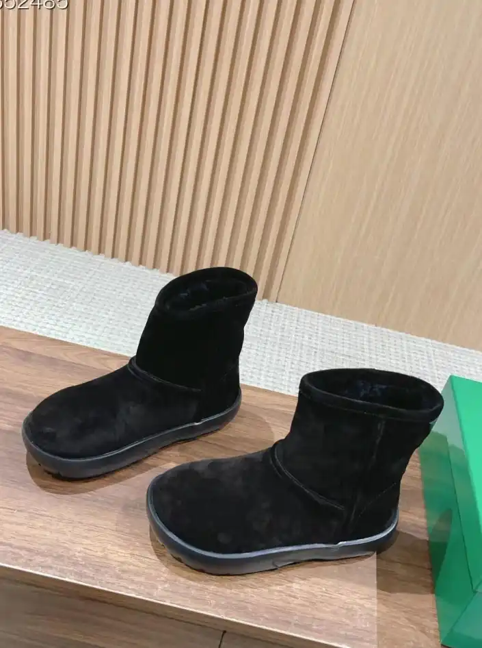 hype Bottega Veneta Boots